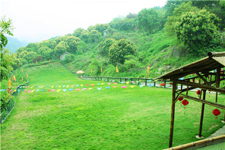 漳州龍佳山(shān)莊教育基地(dì)